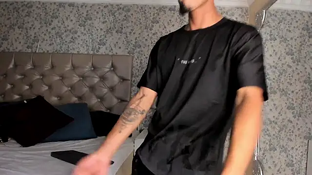 Snapshot of NoaahTylor chatting on 03.07.26 NoaahTylor online show from 03.07.26