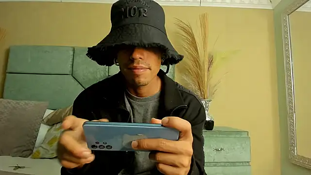 NoaahTylor online show from 05.16.26