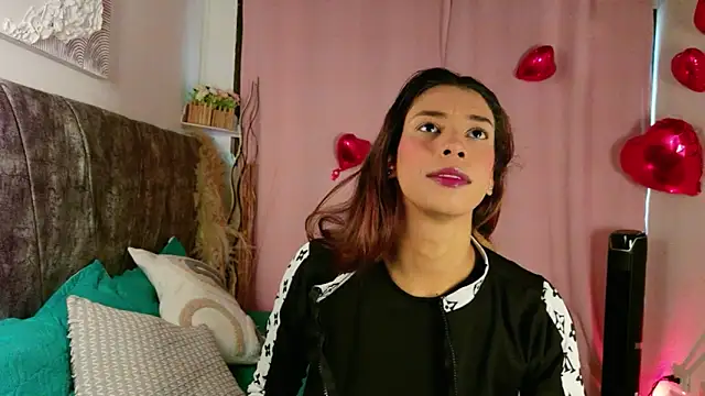 Snapshot of MelanyStone_ chatting on 02.19.26 MelanyStone online show from 02.19.26