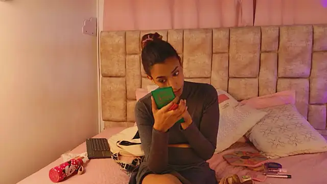 MelanyStone  online show from 03.16.26