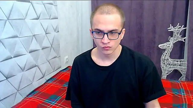 Snapshot of Pure_Aura chatting on 03.03.26 Pure Aura online show from 03.03.26