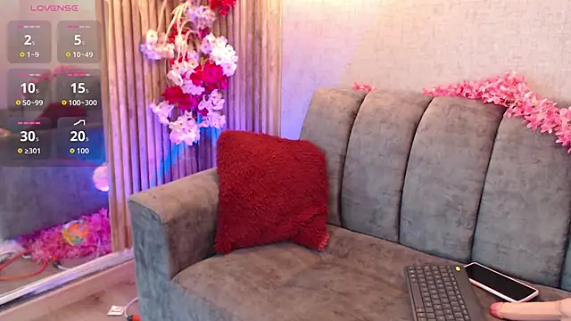 Snapshot of Siena_fox chatting on 02.28.26 Siena fox online show from 02.28.26