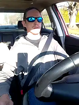 Snapshot of ShadowLove85 chatting on 04.10.26 ShadowLove85 online show from 04.10.26