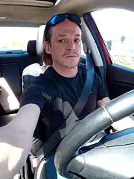 Snapshot of ShadowLove85 chatting on 04.11.26 ShadowLove85 online show from 04.11.26