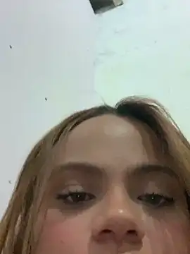 Snapshot of ayla0881 chatting on 04.29.26 ayla0881 online show from 04.29.26