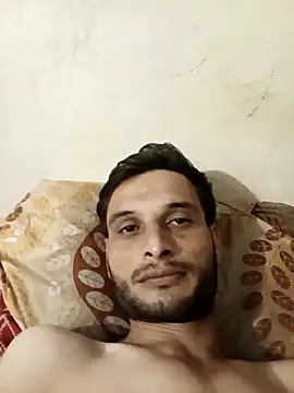 Beinghorny83 online show from 03.01.26