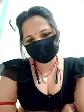 Snapshot of karishma_Bhabhi chatting on 02.19.26 karishma Bhabhi online show from 02.19.26