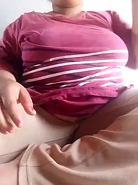 Snapshot of bigassnirali0049 chatting on 02.28.26 bigassnirali0049 online show from 02.28.26