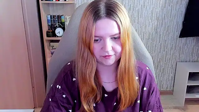 Snapshot of AnitaXVine chatting on 02.13.26 AnitaXVine online show from 02.13.26