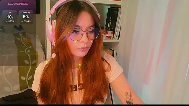 Snapshot of GhostLane chatting on 02.16.26 GhostLane online show from 02.16.26