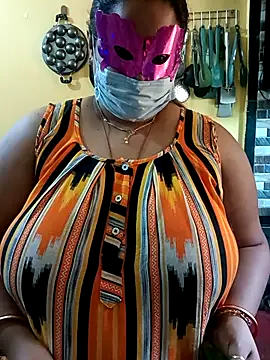 Snapshot of 02Roshni chatting on 03.02.26 02Roshni online show from 03.02.26