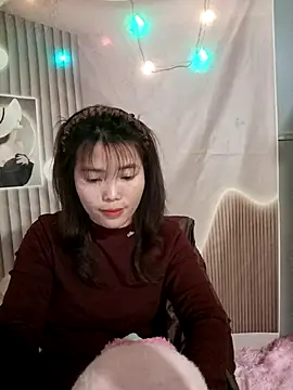 Snapshot of Girl-crazy1 chatting on 02.17.26 Girl-crazy1 online show from 02.17.26