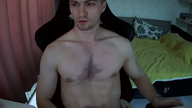 Snapshot of Marliten chatting on 07.23.26 Marliten online show from 07.23.26