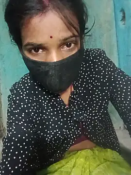 Desi Couple P online show from 05.19.26
