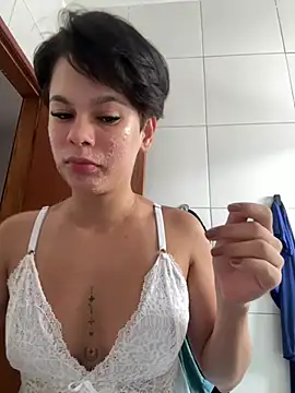 LissPerolaa online show from 07.17.26