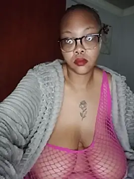 ShantelBootyBoobs online show from 07.18.26