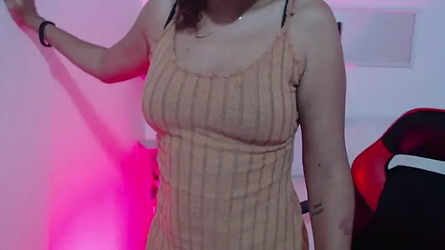 Snapshot of Alice_Grinnerk chatting on 02.25.26 Alice Grinnerk online show from 02.25.26