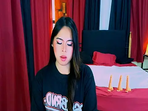 Snapshot of seductive_hailey chatting on 02.26.26 seductive hailey online show from 02.26.26