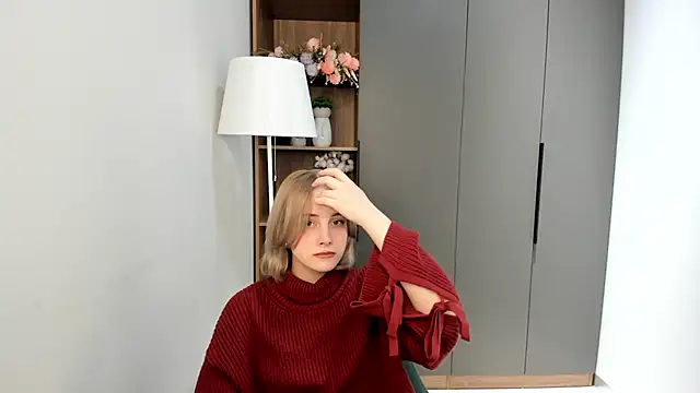 Snapshot of KirstinMcgeady chatting on 02.16.26 KirstinMcgeady online show from 02.16.26