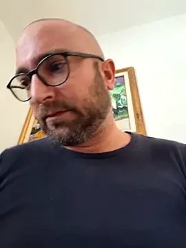 Snapshot of cetriolino chatting on 04.02.26 cetriolino online show from 04.02.26