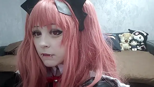 Snapshot of NaomiJess chatting on 04.08.26 NaomiJess online show from 04.08.26