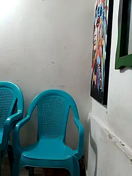 honey-suckle online show from 02.16.26