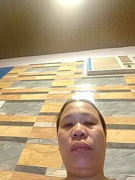 squirtshantal online show from 04.04.26