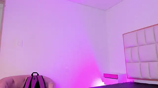 Violetta-foxx online show from 05.05.26