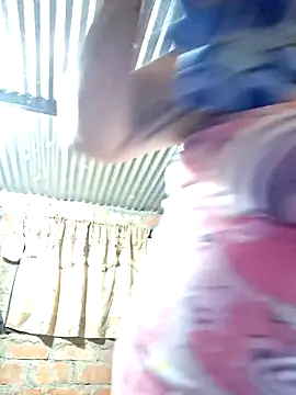 Snapshot of Juli_Powl chatting on 03.12.26 Juli Powl online show from 03.12.26