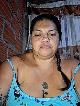 Snapshot of Juli_Powl chatting on 03.18.26 Juli Powl online show from 03.18.26