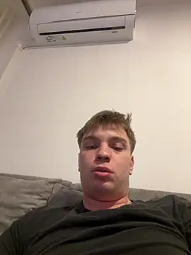 Snapshot of benab888 chatting on 02.16.26 benab888 online show from 02.16.26