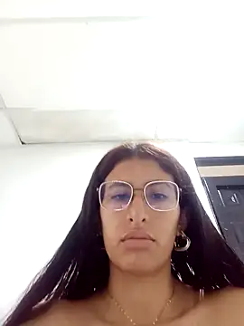 Esperanza  hot online show from 02.24.26