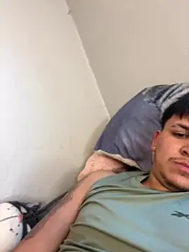 tugatitocaliente12 online show from 04.08.26