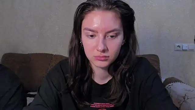 love lina muuur online show from 02.22.26