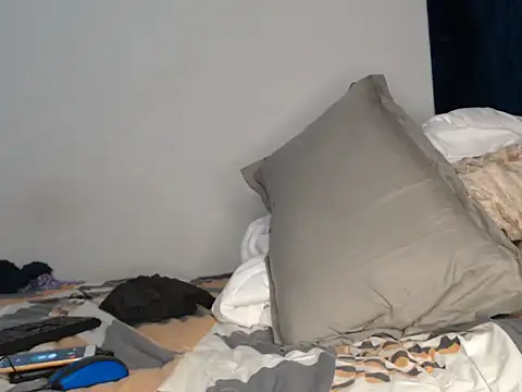 Snapshot of Rayna-20 chatting on 02.26.26 Rayna-20 online show from 02.26.26