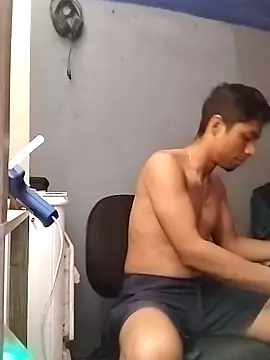 Snapshot of URALZERO420CLOUDS chatting on 02.28.26 URALZERO420CLOUDS online show from 02.28.26