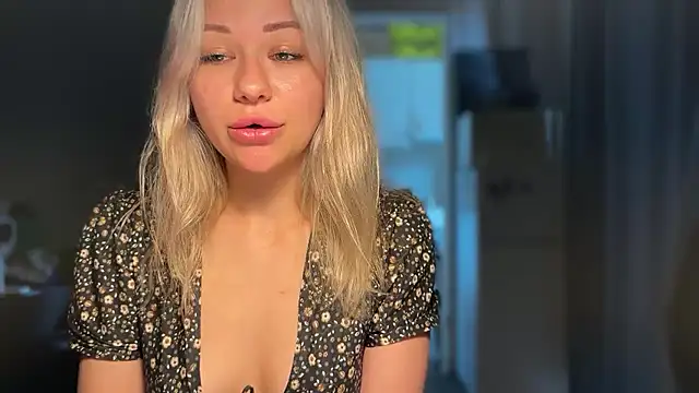 Leylia Lily online show from 05.13.26