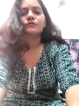 Anushka Singh0 online show from 04.15.26
