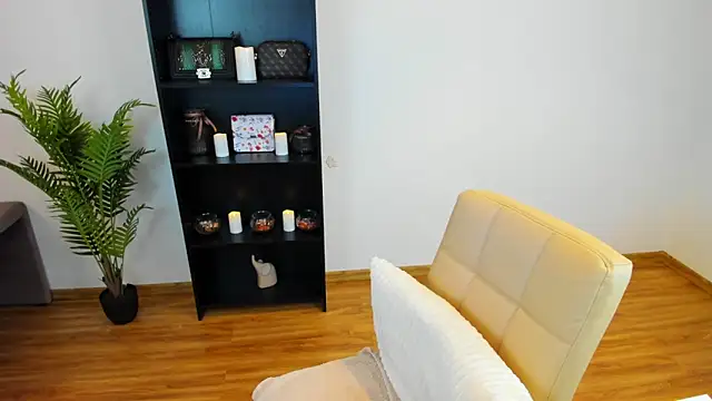 khloe starrr online show from 03.23.26