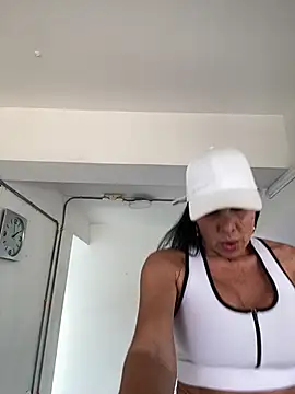 caritoo21 online show from 06.05.26