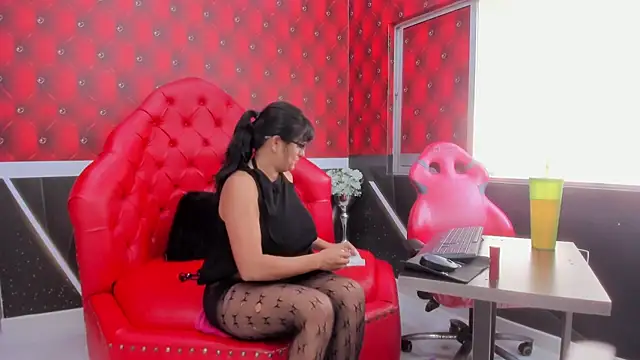 Snapshot of Lawuaifu11 chatting on 02.26.26 Lawuaifu11 online show from 02.26.26