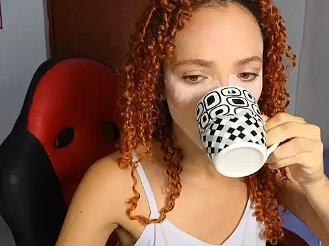 Snapshot of CandyyMonroe chatting on 02.20.26 CandyyMonroe online show from 02.20.26