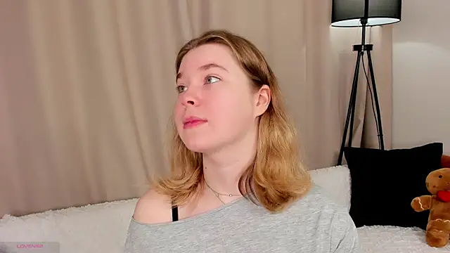 Snapshot of MaraaSwan chatting on 02.27.26 MaraaSwan online show from 02.27.26