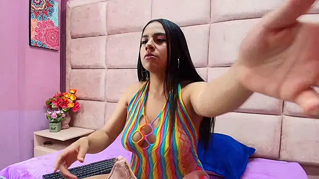 Scarlett Moom online show from 02.20.26