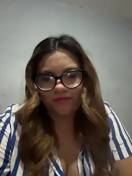 Snapshot of ludmila_x chatting on 02.18.26 ludmila x online show from 02.18.26