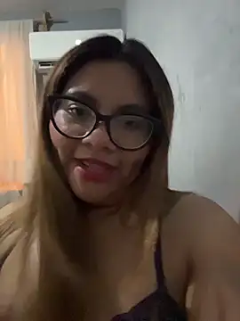 Snapshot of ludmila_x chatting on 03.03.26 ludmila x online show from 03.03.26