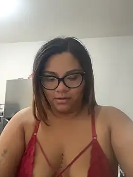 Snapshot of ludmila_x chatting on 06.20.26 ludmila x online show from 06.20.26