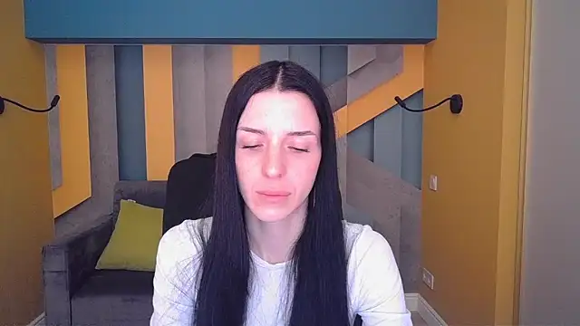 NoirDiva online show from 03.23.26