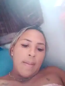 Snapshot of elane1208 chatting on 02.15.26 elane1208 online show from 02.15.26