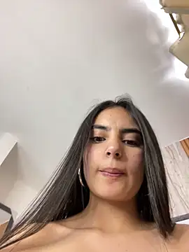 Snapshot of scarleth_zin chatting on 02.20.26 scarleth zin online show from 02.20.26